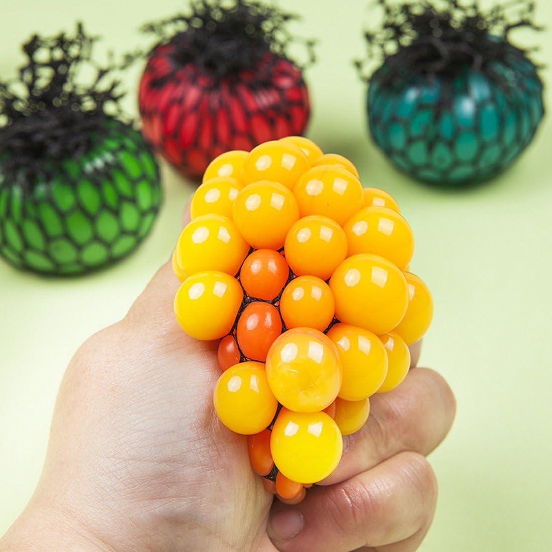 Mesh Squishy Ball Squeeze Grape Ball Relieve Pressure Ball, Colors May Vary, 2PCS